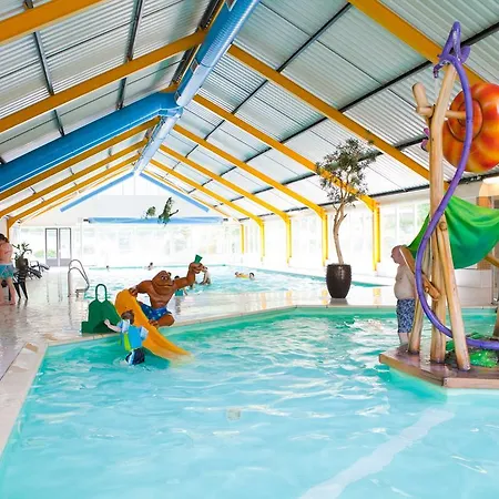 Holiday home Holiday Home Gb10L.1 *